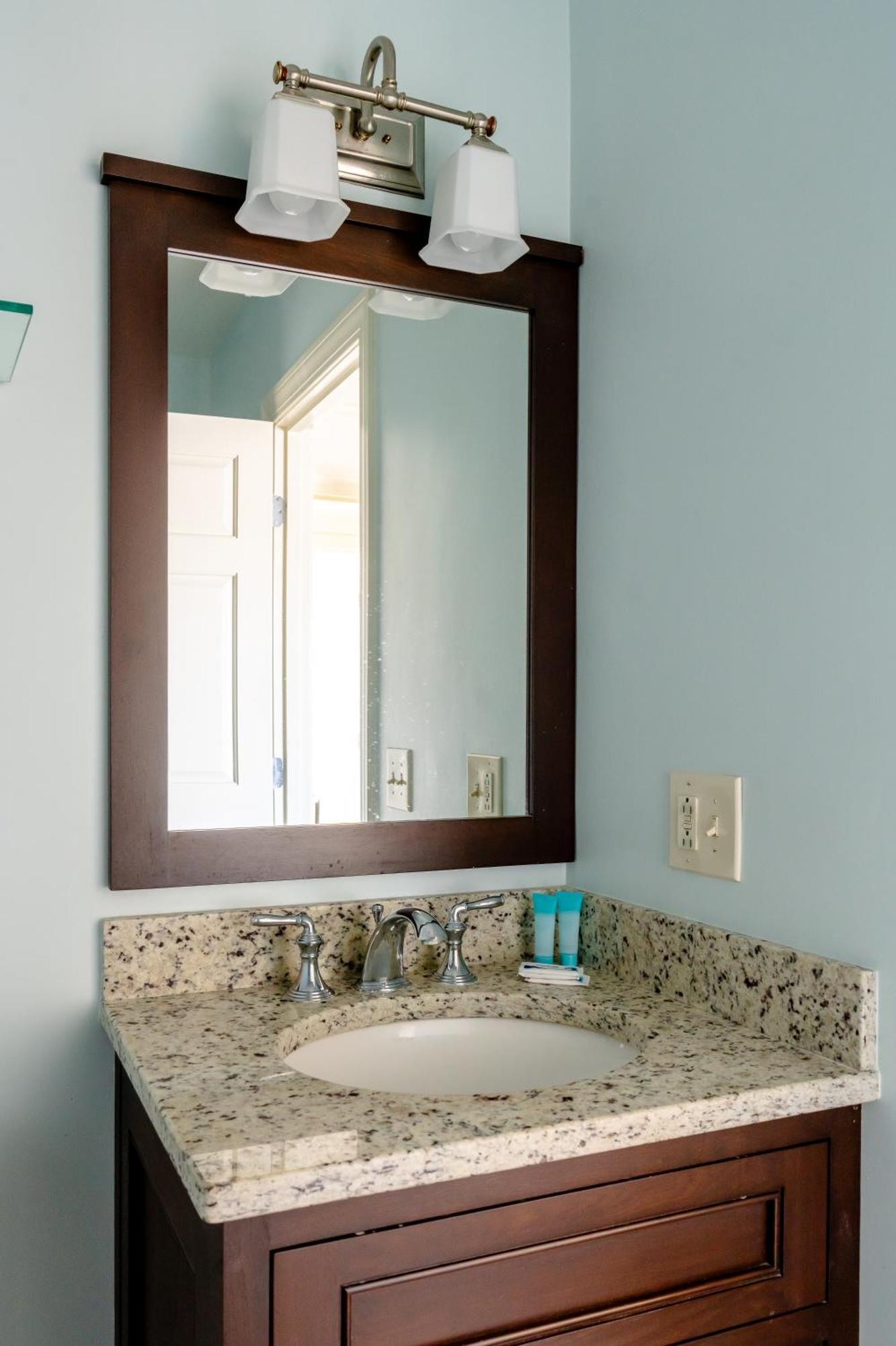 Rhea'S Inn Middletown Bagian luar foto